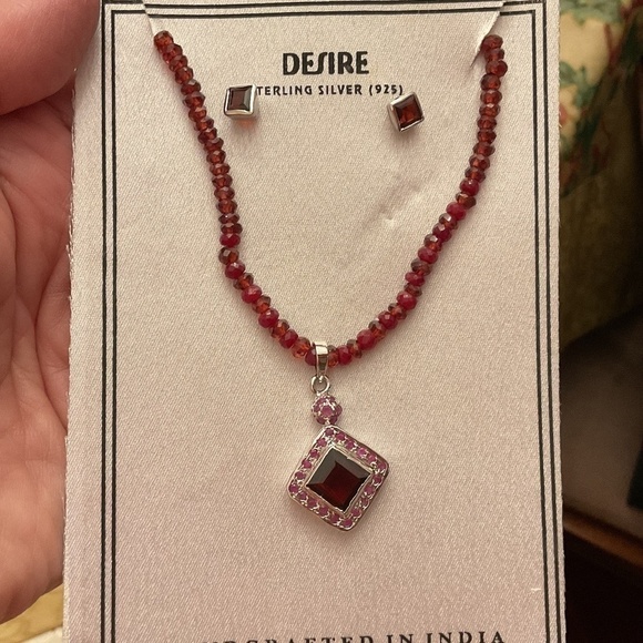 Sterling Silver 925 Ruby/Red Garnet Necklace Earrings set New - Picture 4 of 8